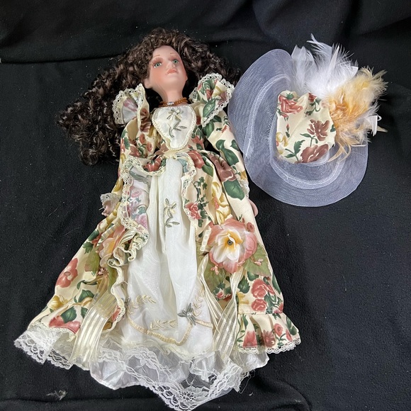 The Heritage Signature Collection 18” Porcelain Doll with stand - Picture 7 of 10
